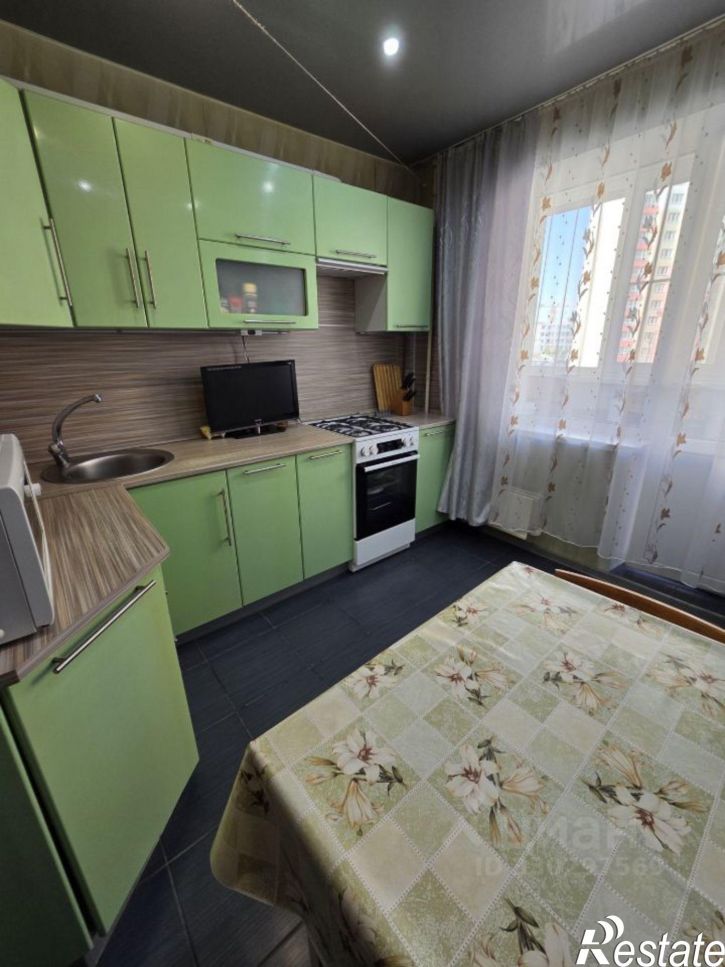 2-комн квартира ул Павла Корчагина, 240 1,  д. 240 1,  к. 1