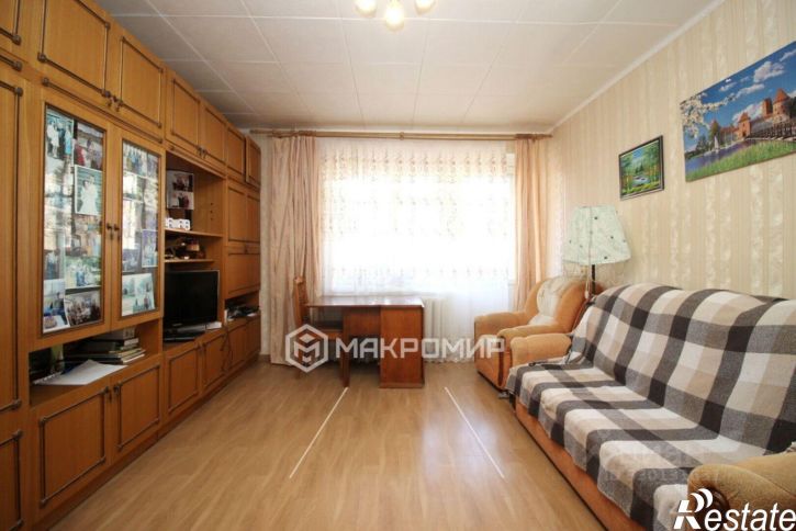 3-комн квартира улица Дзержинского, 64 к2,  д. 64 к2