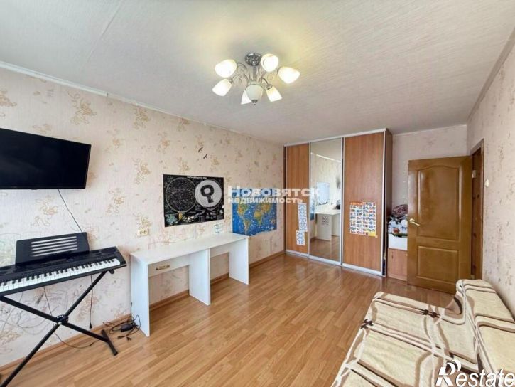 3-комн квартира Ульяновская улица, 12,  д. 12