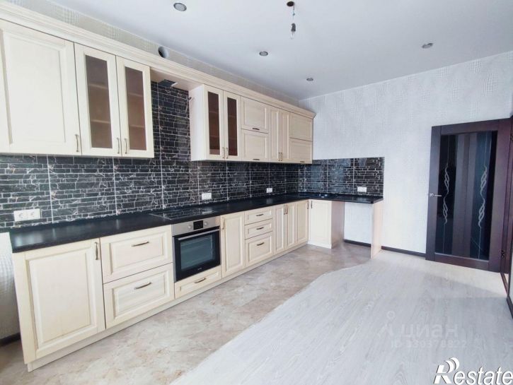 3-комн квартира ул Альберта Лиханова, 10а,  д. 10а