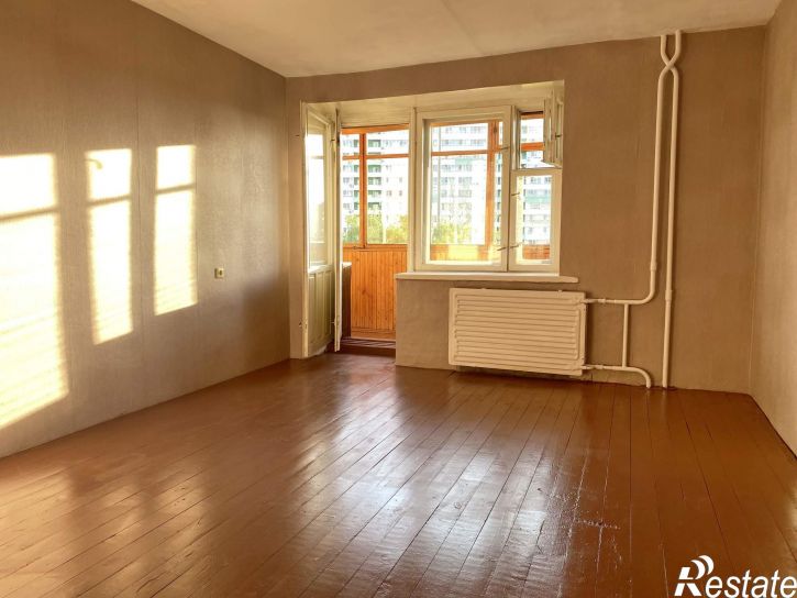3-комн квартира улица Сутырина, 3