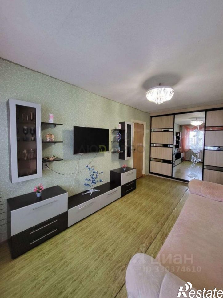 3-комн квартира улица Блюхера, 38,  д. 38