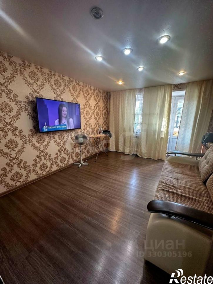 2-комн квартира ул Аэропорт, 1,  д. 1