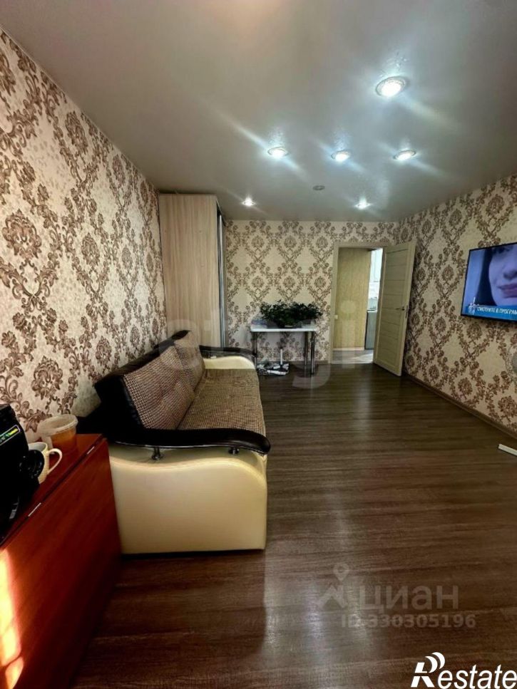 2-комн квартира ул Аэропорт, 1,  д. 1