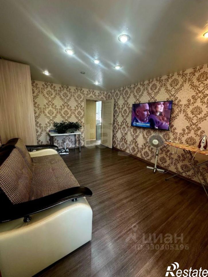 2-комн квартира ул Аэропорт, 1,  д. 1
