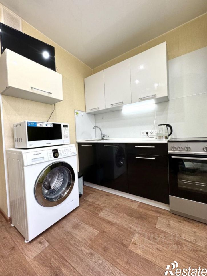 1-комн квартира улица Ивана Попова, 56 к1,  д. 56 к1