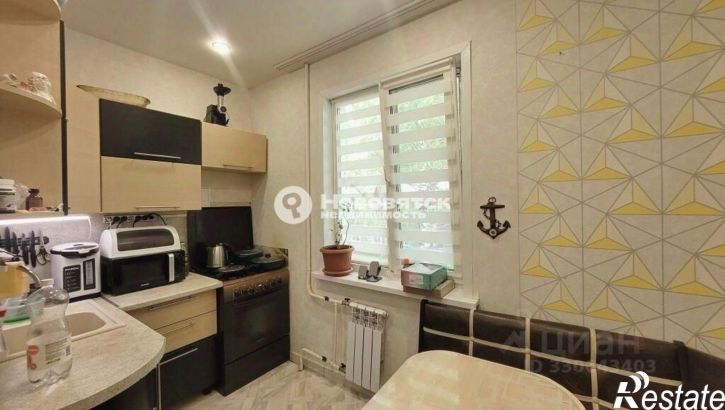 3-комн квартира улица Мопра, 11,  д. 11