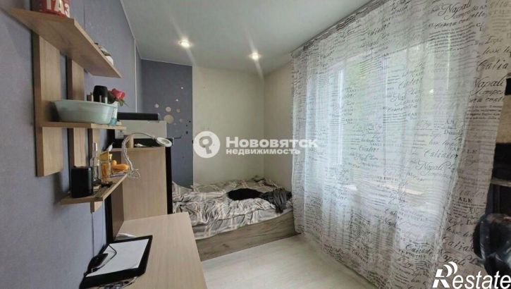3-комн квартира улица Мопра, 11,  д. 11
