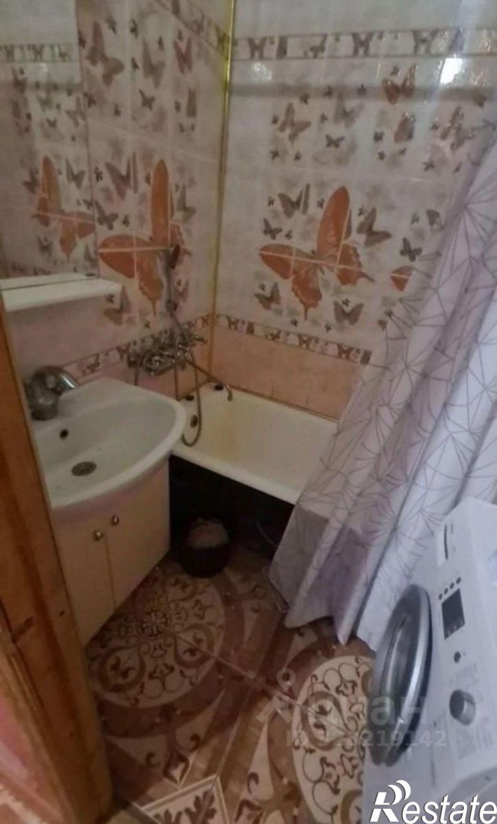 2-комн квартира ул Короленко, 19,  д. 19