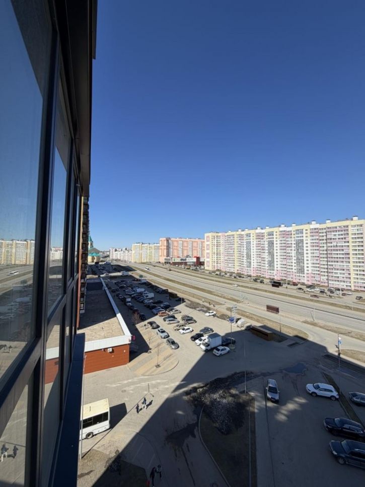 3-комн квартира Ивана Попова ул, 97