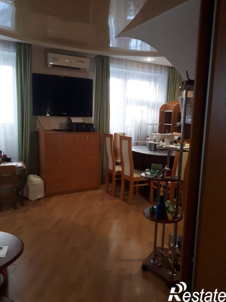Студия Гражданская , 35