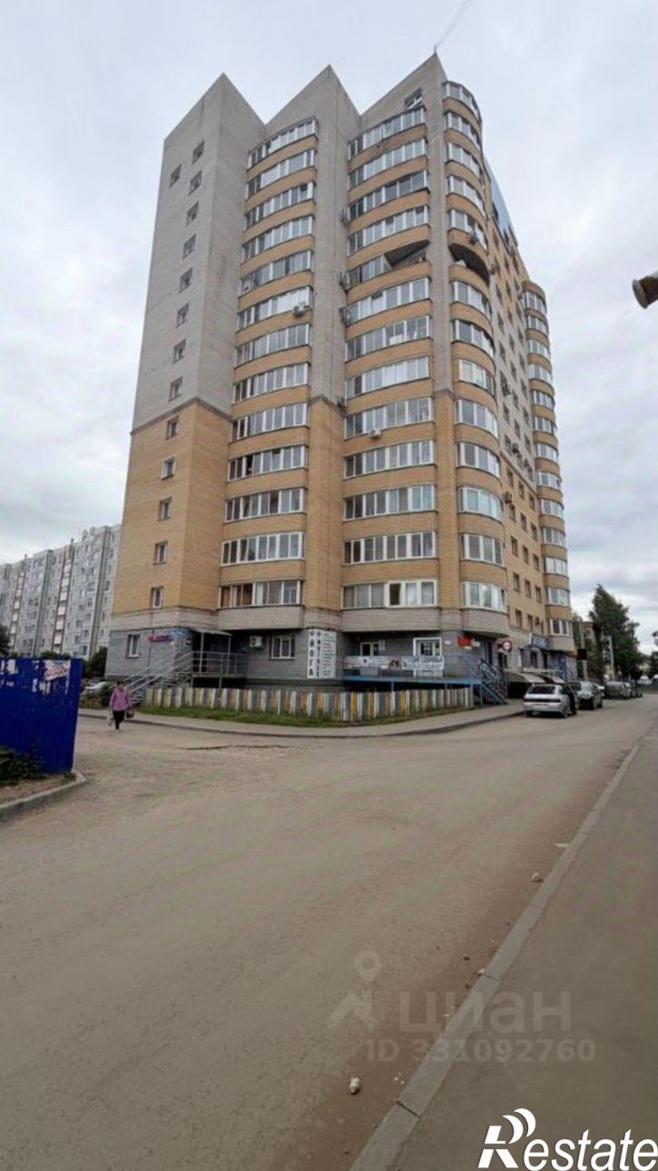 2-комн квартира пр-кт Строителей, 52,  д. 52