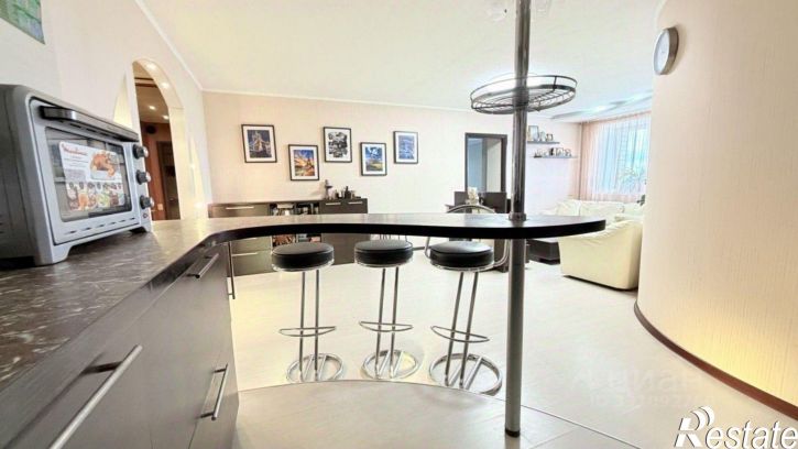 2-комн квартира пр-кт Строителей, 52,  д. 52