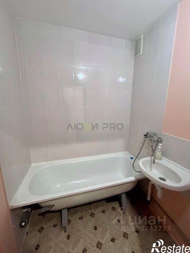 2-комн квартира улица Зеленина, 7А,  д. 7А