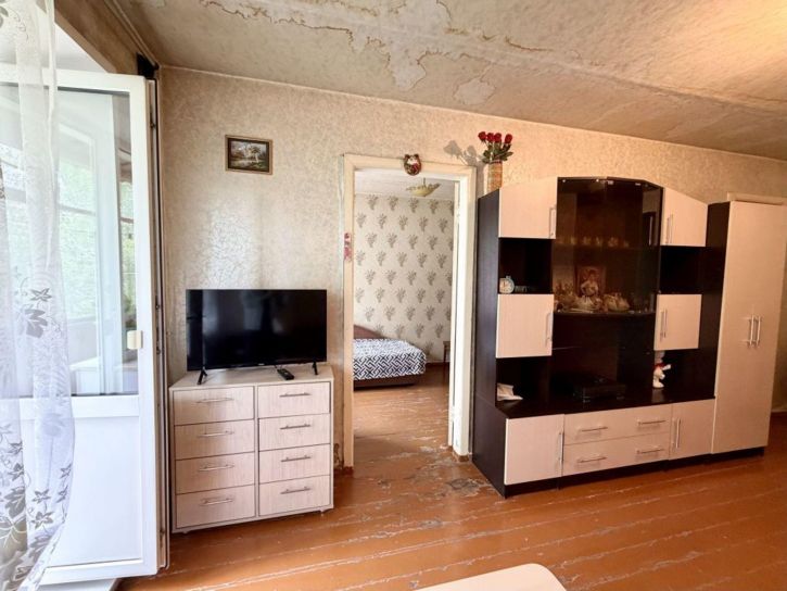 2-комн квартира Ивана Попова ул, 26