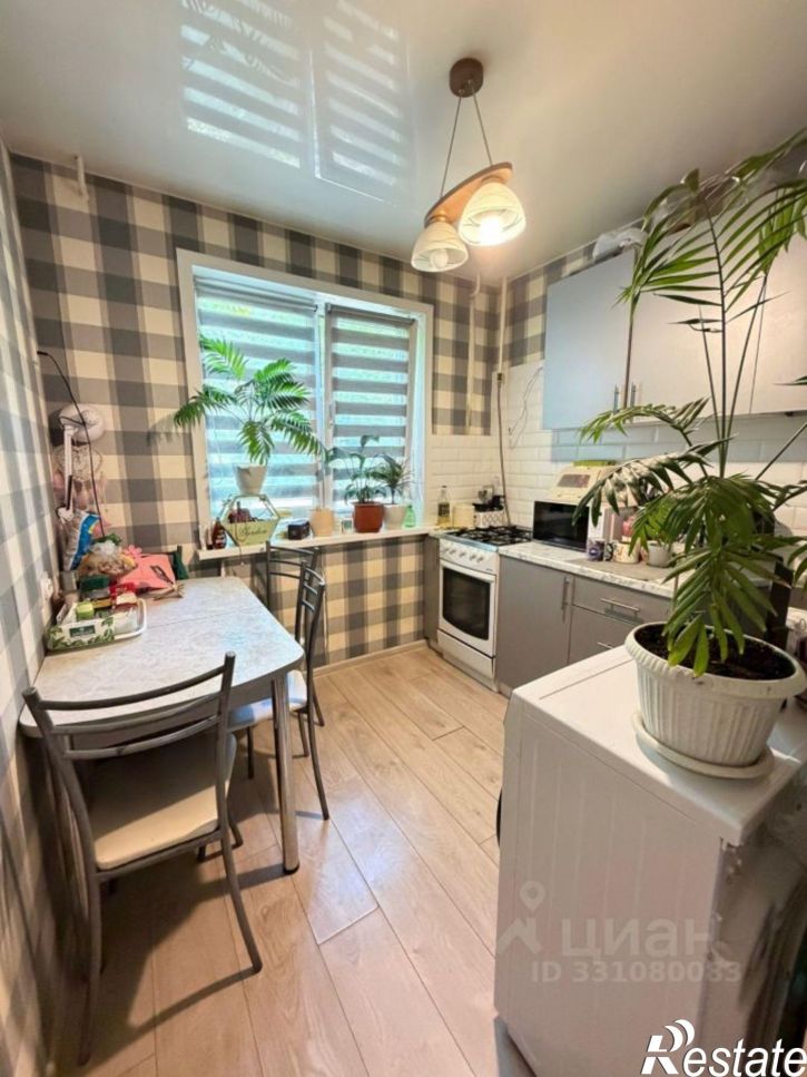 2-комн квартира улица Мира, 10,  д. 10