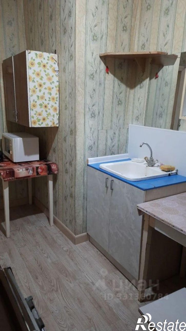 Комната улица Короленко, 10,  д. 10