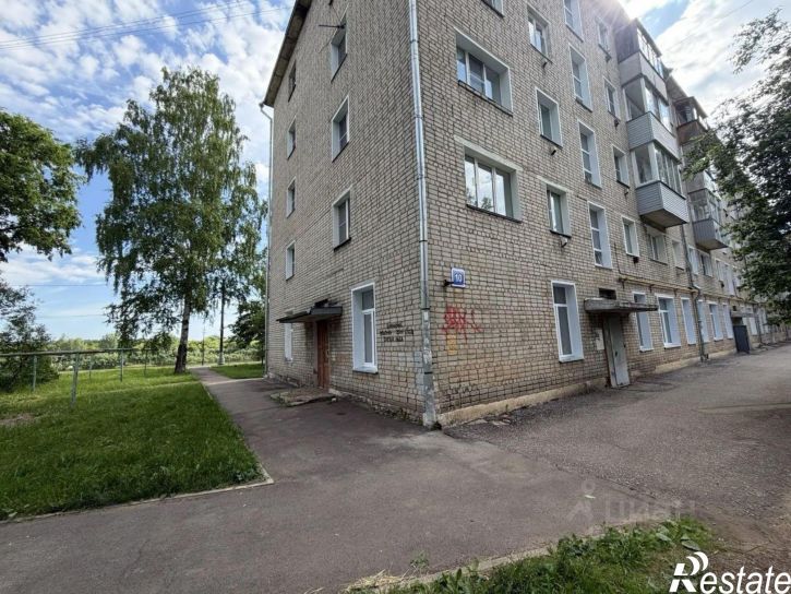1-комн квартира улица Тренера Пушкарева, 10,  д. 10