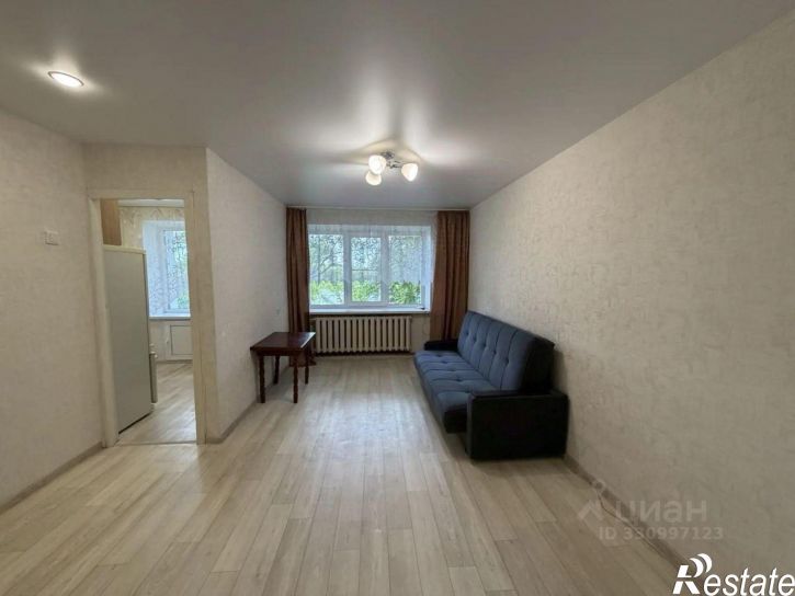 1-комн квартира улица Тренера Пушкарева, 10,  д. 10
