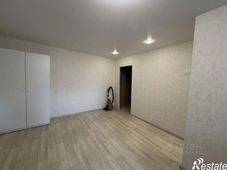 1-комн квартира улица Тренера Пушкарева, 10,  д. 10