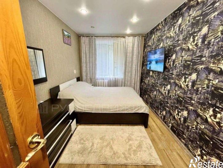 3-комн квартира улица Физкультурников, 7,  д. 7