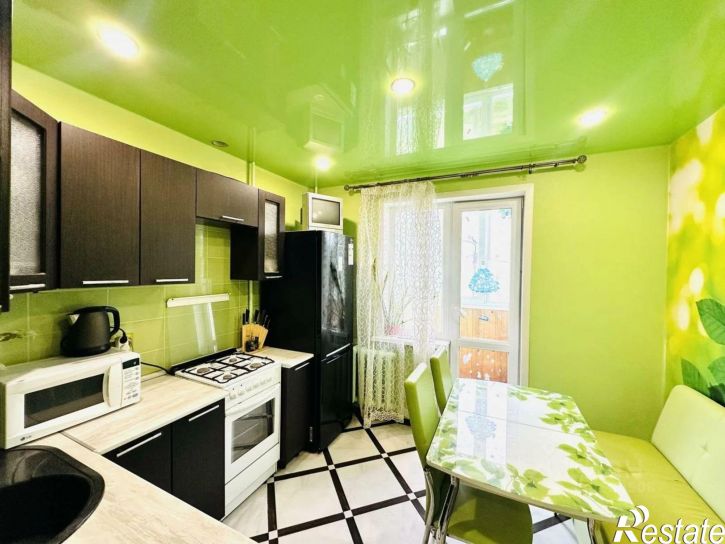 3-комн квартира улица Менделеева, 30,  д. 30