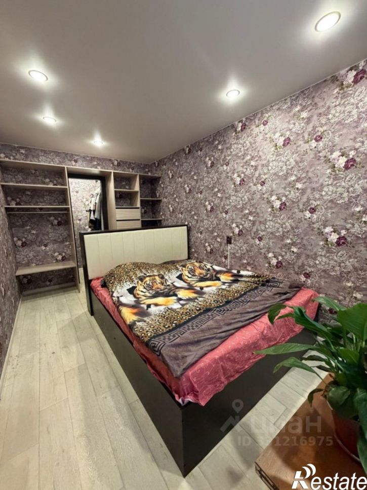 2-комн квартира проезд Шаляпина, 1,  д. 1