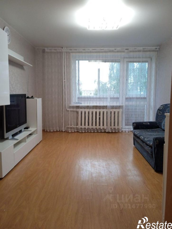 1-комн квартира ул Защитников Отечества, 141,  д. 141