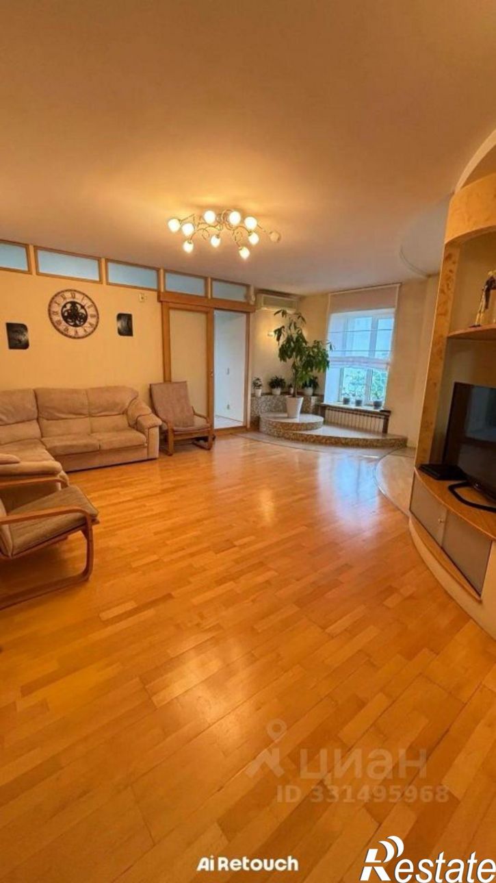 4-комн квартира улица Воровского, 20,  д. 20