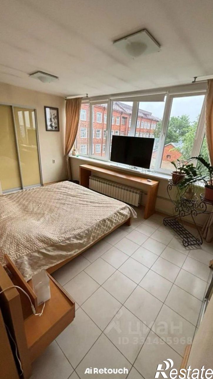 4-комн квартира улица Воровского, 20,  д. 20