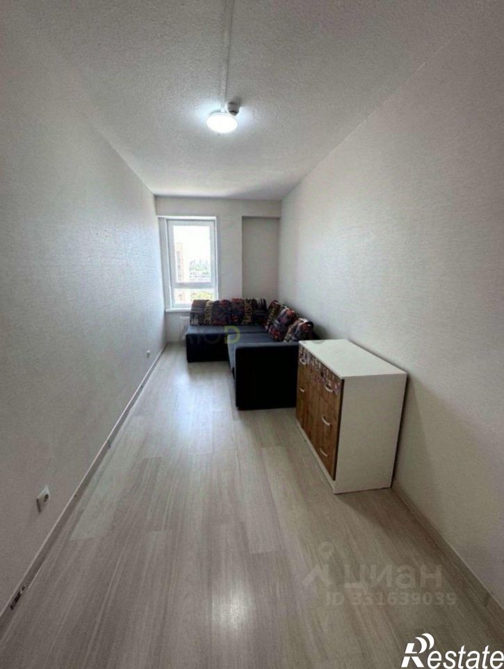 3-комн квартира улица Энтузиастов, 54,  д. 54