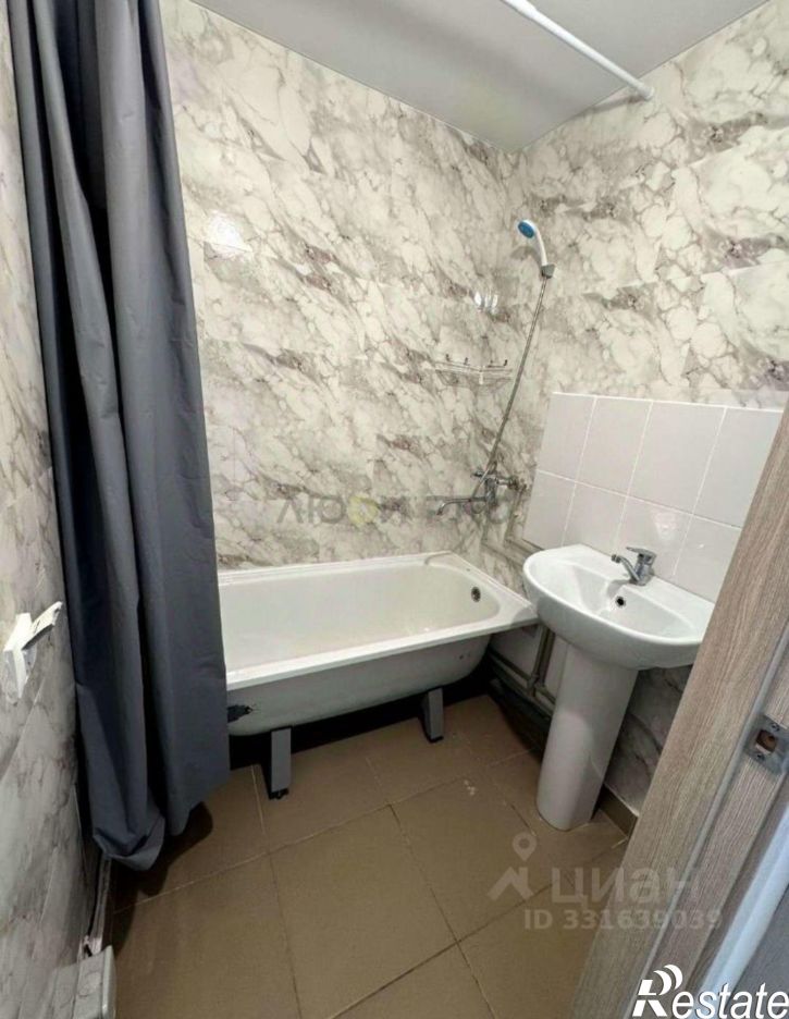3-комн квартира улица Энтузиастов, 54,  д. 54