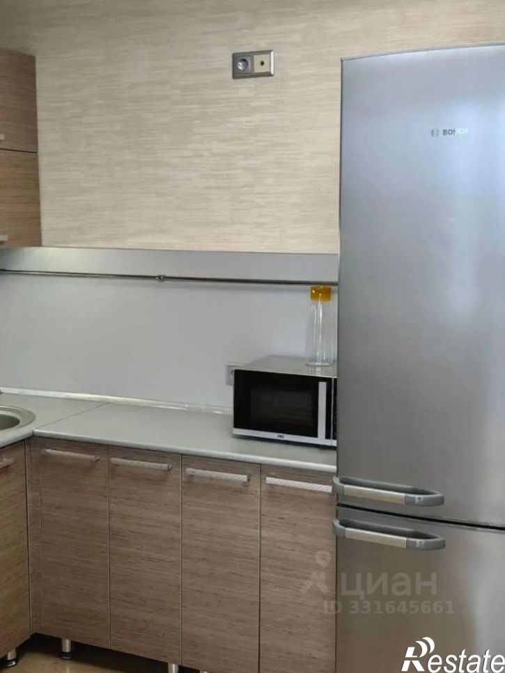 1-комн квартира проспект Строителей, 52,  д. 52
