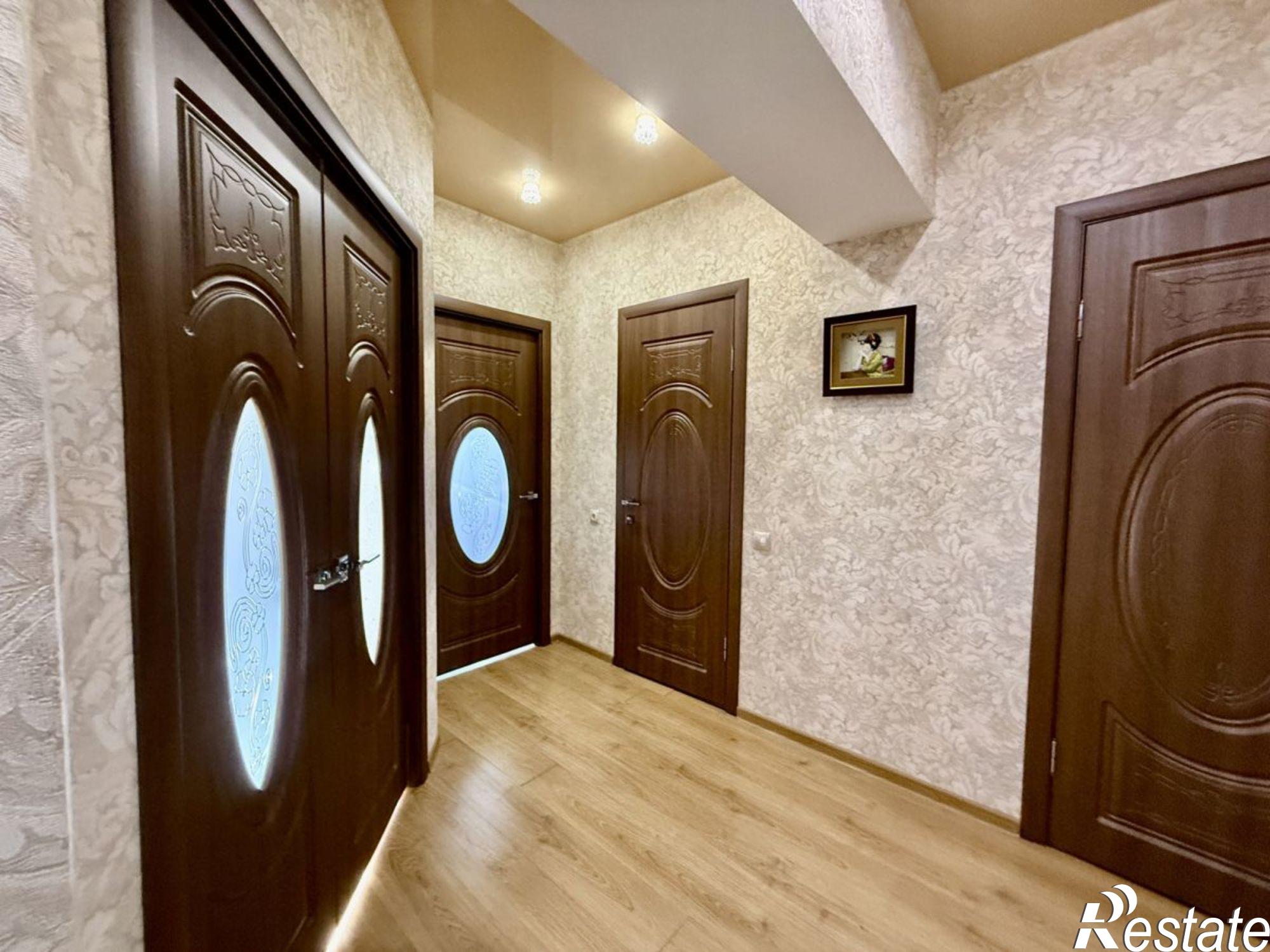 Купить квартиру за 11 000 000 рублей на Орловская ул., 4