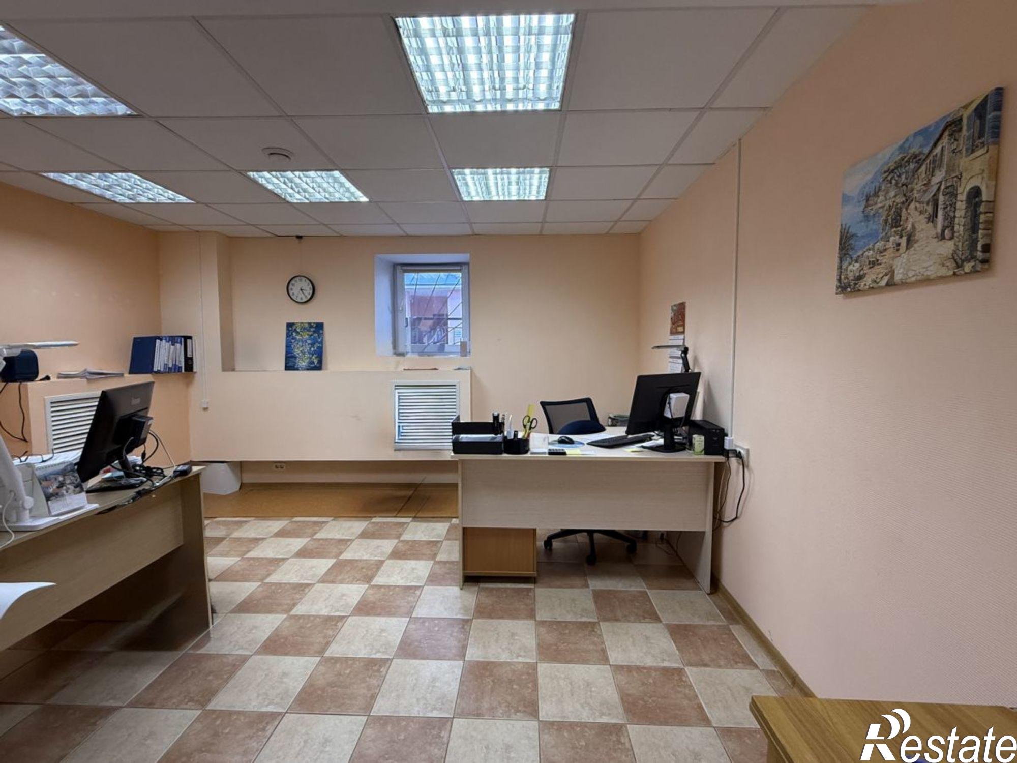 Сдать офис, помещение под офис за 13 600 рублей на Московская ул., 25б
