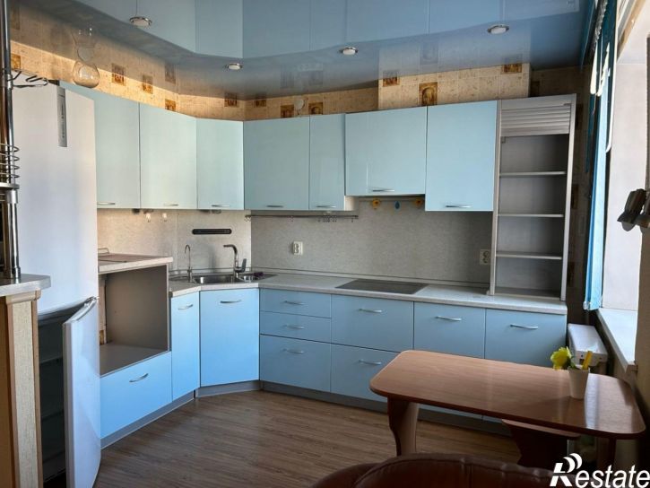 2-комн квартира Энтузиастов ул., 4