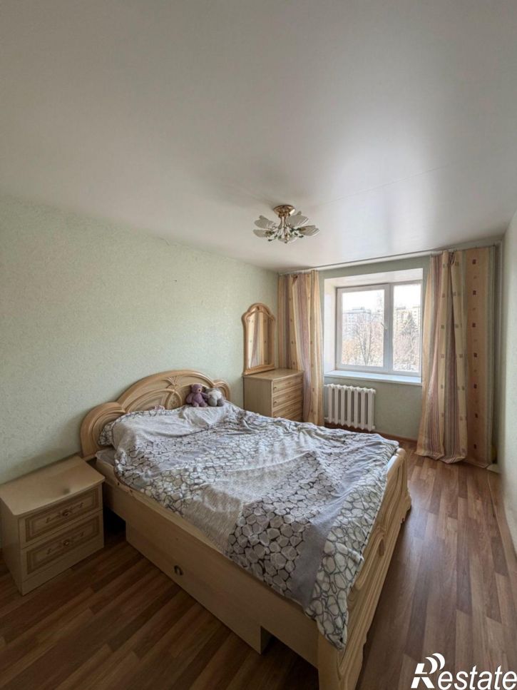 2-комн квартира Энтузиастов ул., 4