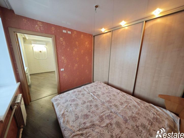 3-комн квартира Воровского ул., 120