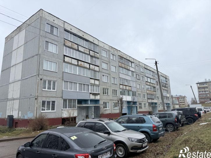 2-комн квартира Мира ул., 3А