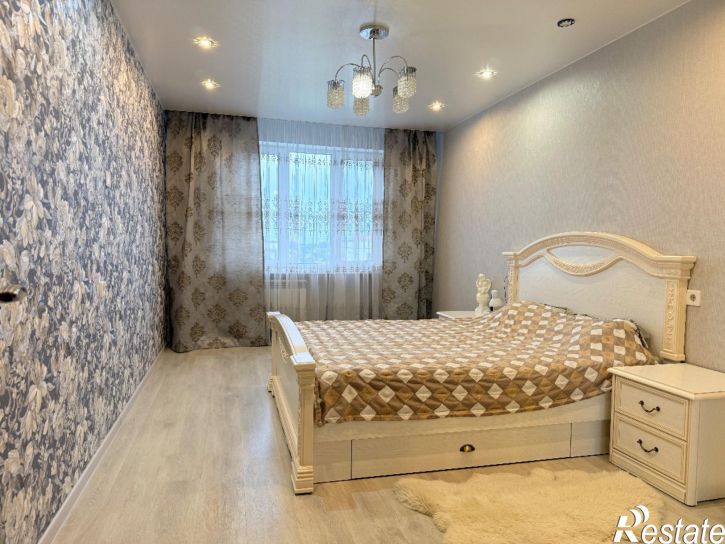 3-комн квартира Азина ул, 17