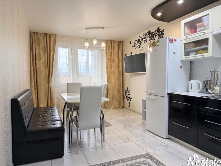 3-комн квартира Азина ул, 17