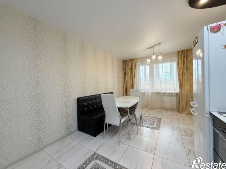 3-комн квартира Азина ул, 17