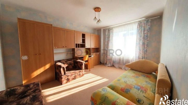 3-комн квартира ул Защитников Отечества, 107,  д. 107