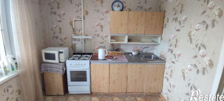 2-комн квартира пр-кт Строителей, 40,  д. 40