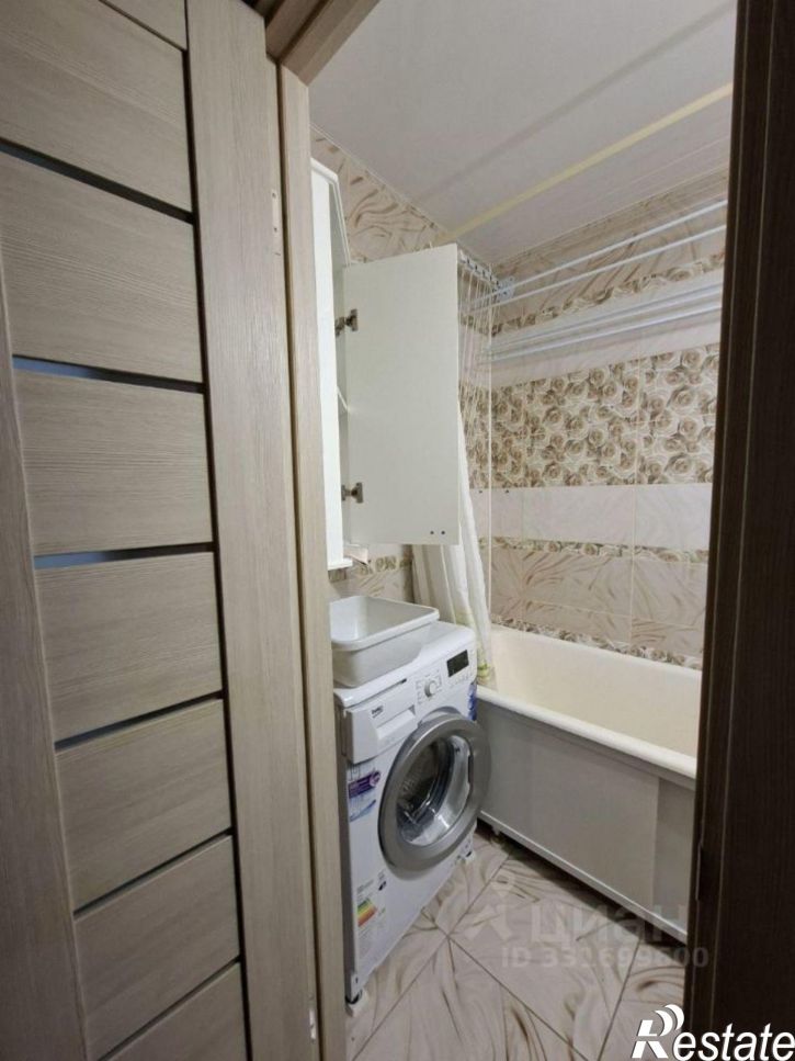 2-комн квартира пр-кт Строителей, 40,  д. 40