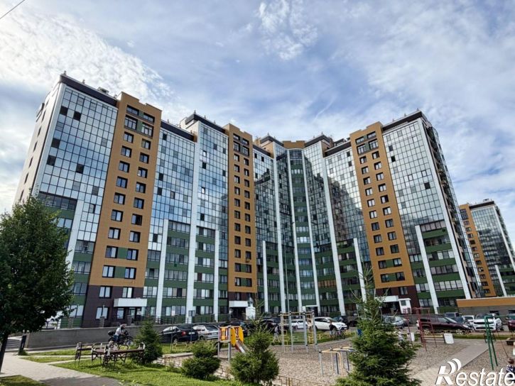 2-комн квартира Героя Костина ул, 1