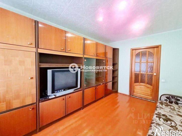 2-комн квартира ул Тренера Пушкарева, 12,  д. 12