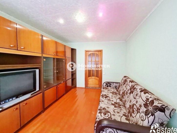2-комн квартира ул Тренера Пушкарева, 12,  д. 12