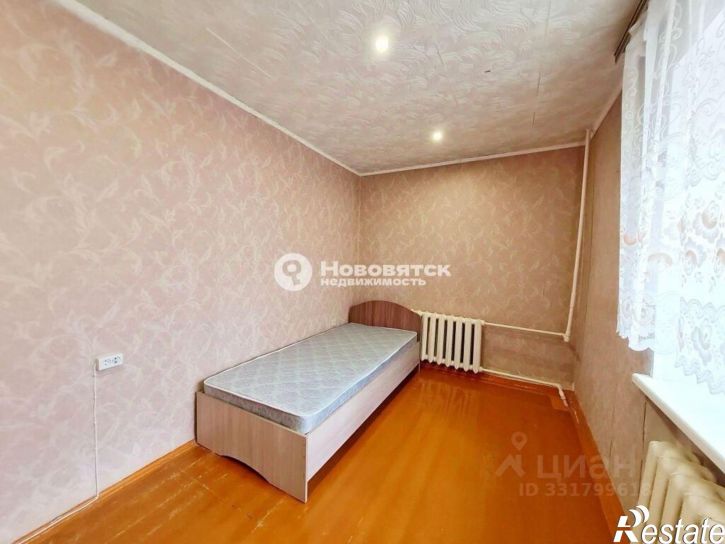 2-комн квартира ул Тренера Пушкарева, 12,  д. 12
