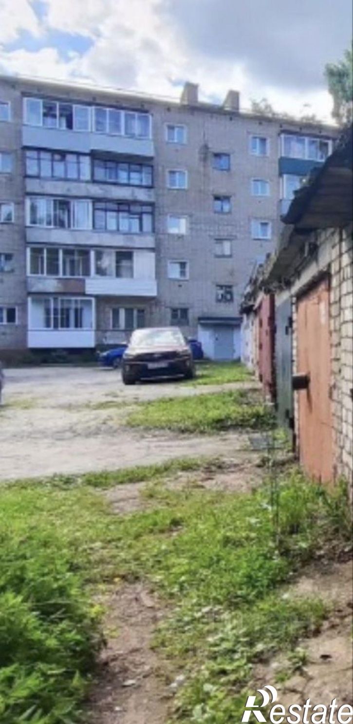 Гараж/парковка Студенческий пр-д, 8,  д. 8